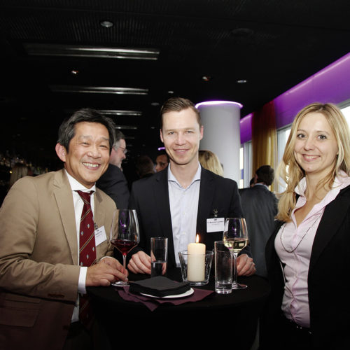 Hendrix Yap (Asiagourmet), Dr. Maximilian Lauerbach und Daniela Held (beide ILG Fonds)