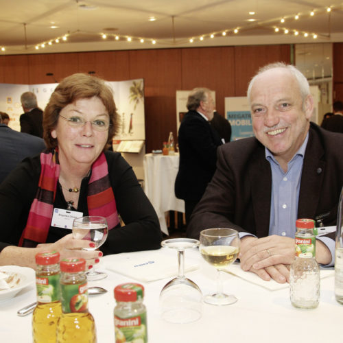 Angelika Christ (Fefco) und Günter Seim (Sti-Gustav Stabernack)