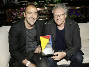 Luigi Frenquellucci und Antonio Andolfato von Replay freuen sich über ihren Award.