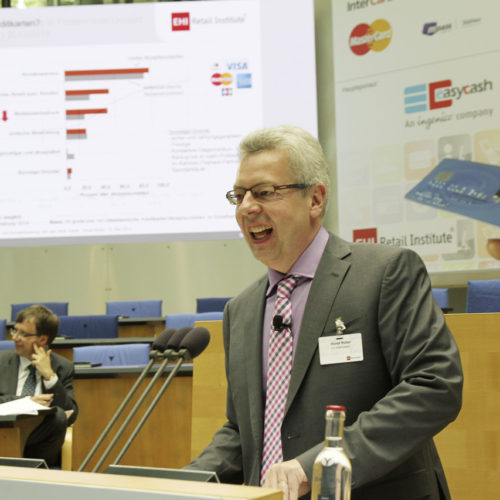 Präsentierte die neuesten EHI-Daten und -Fakten zum Kartenmarkt: Horst Rüter (EHI)