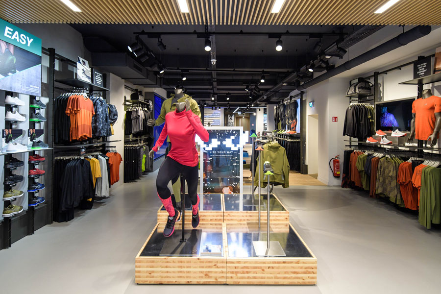 Asics Neuer Store mit neuem Konzept in Koln stores shops