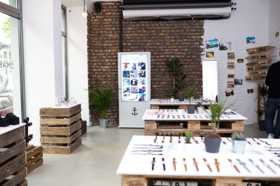 Kapten Son Pop Up Store In Koln Stores Shops