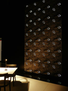 Tapete mit integrierter LED-Beleuchtung: das LED-Wallpaper von Ingo Maurer by Architects Paper (Foto: Architects Paper)