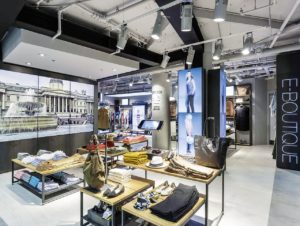 Die „E-Boutique“ von Marks & Spencer in Amsterdam wurde von <a href=