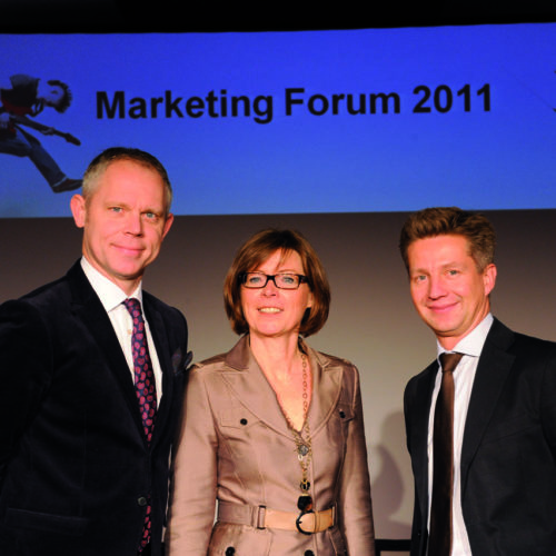 Begrüßen die Kongressteilnehmer: Dr. Martin Kiel (Douglas), Marlene Lohmann (EHI) und Dr. Stephan Dumke (Rewe Group)
