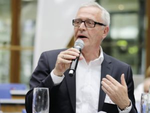 Die Stimme des Handels bei der Podiumsdiskussion: Paul Monzel, Geschäftsführer Rewe Group Card Services