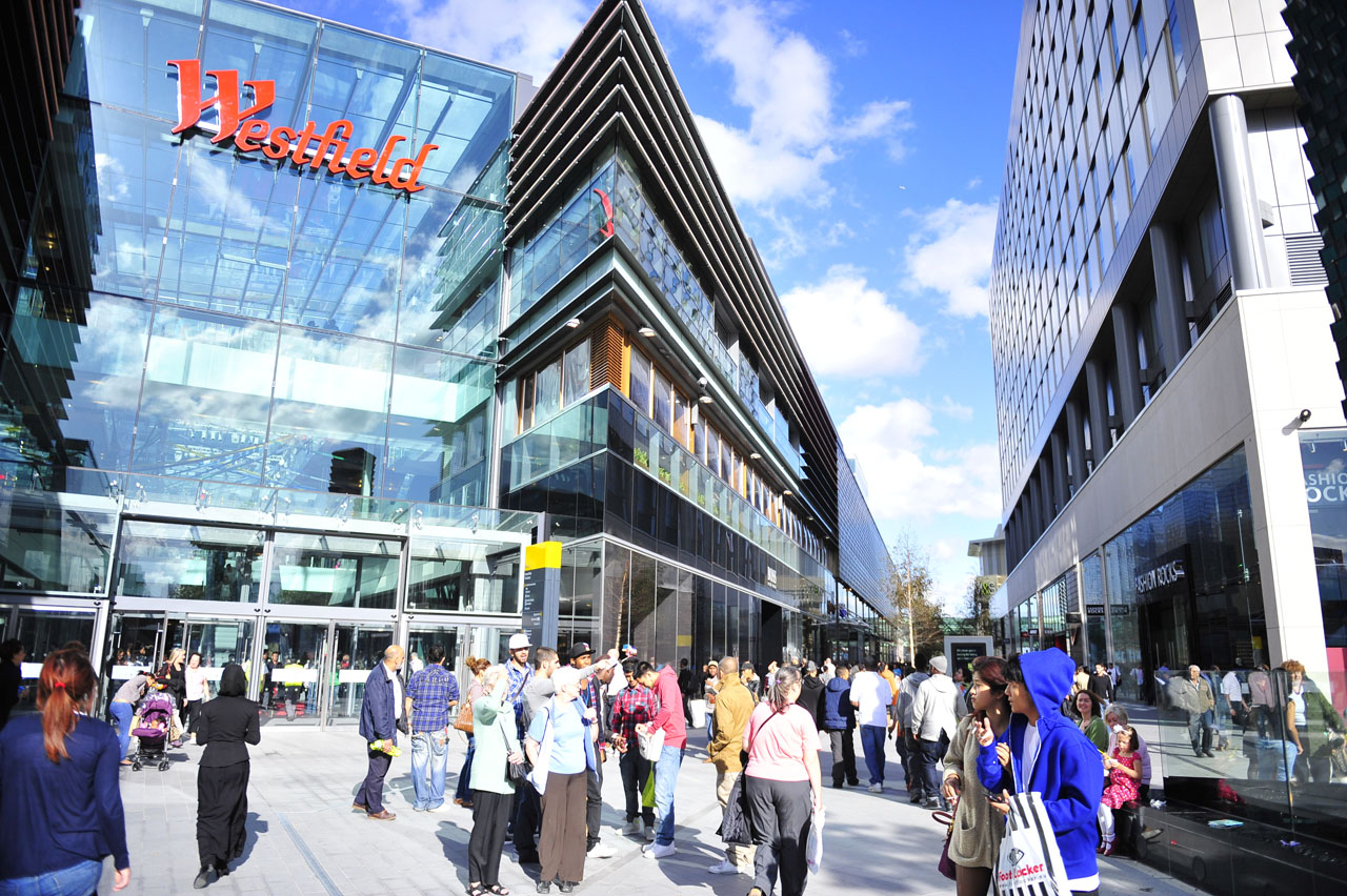 Торговые центры лондона. Уэстфилд ТЦ Лондон. Westfield Stratford City, Лондон магазины. Westfield Stratford City shopping Centre. Торговый центр Westfield, Лондон, Великобритания.