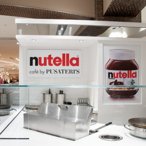 Im Nutella-Café werden Crepes angeboten. (Foto: David Ort)
