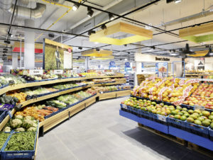 Boon’s Markt in Vlandingen/Niederlande: Das Storedesign folgt den Prinzipien eines Marktplatzes. (Foto: Jos de Vries)