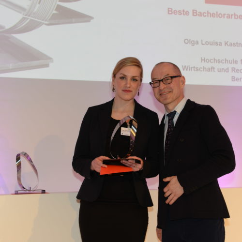 Beste Bachelor-Arbeit: Olga Louisa Kastner, mit Laudator Dr. David Bosshart