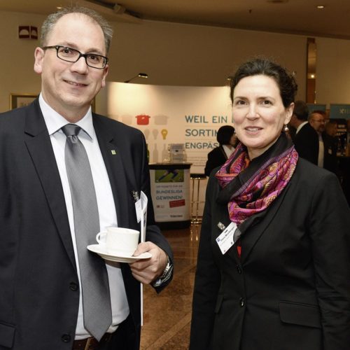 Lars Siebel (Edeka) und Petra Mostberger (dm)