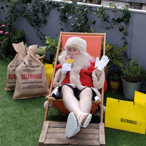 Dass bei Selfridges in London der Startschuss für die Christmas-Season in diesem Jahr bereits am 4. August fiel, gab Anlass zur Selbstironie. (Foto: Joanne Davidson)