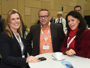 Antje Gerwig (Equinix), Karsten Hölzel (Lidl) und Daniela Schneider (<a href=