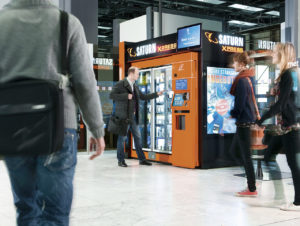 Ob Akku-Ladegerät oder Rasierapparat – Kleinelektronik to go (Foto: Saturn)