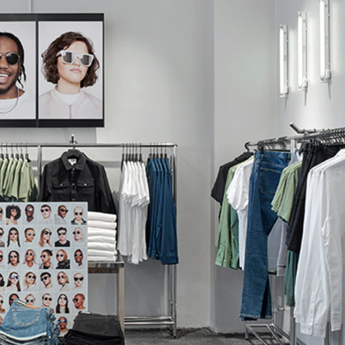 Bereits nach wenigen Jahren hatte sich der Laden-Look, der auch Abercrombie & Fitch charakterisierte, vielerorts als wenig praktikabel erwiesen und wurde wieder durch ein helleres, sortiments- und kundenfreundlicheres Design ausgetauscht. (Foto: Weekday)