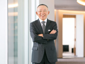 Tadashi Yanai, CEO der Uniqlo-Mutter Fast Retailing Group, will der weltweit führende Bekleidungshändler werden. (Foto: Fast Retailing Group)